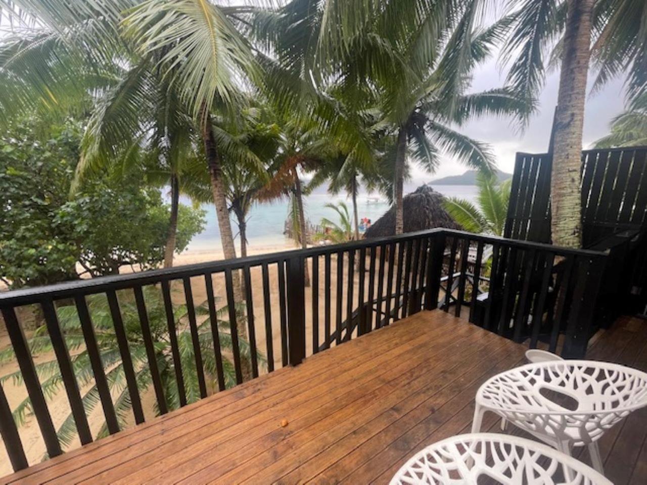 Tongan Beach Resort Utungake Esterno foto