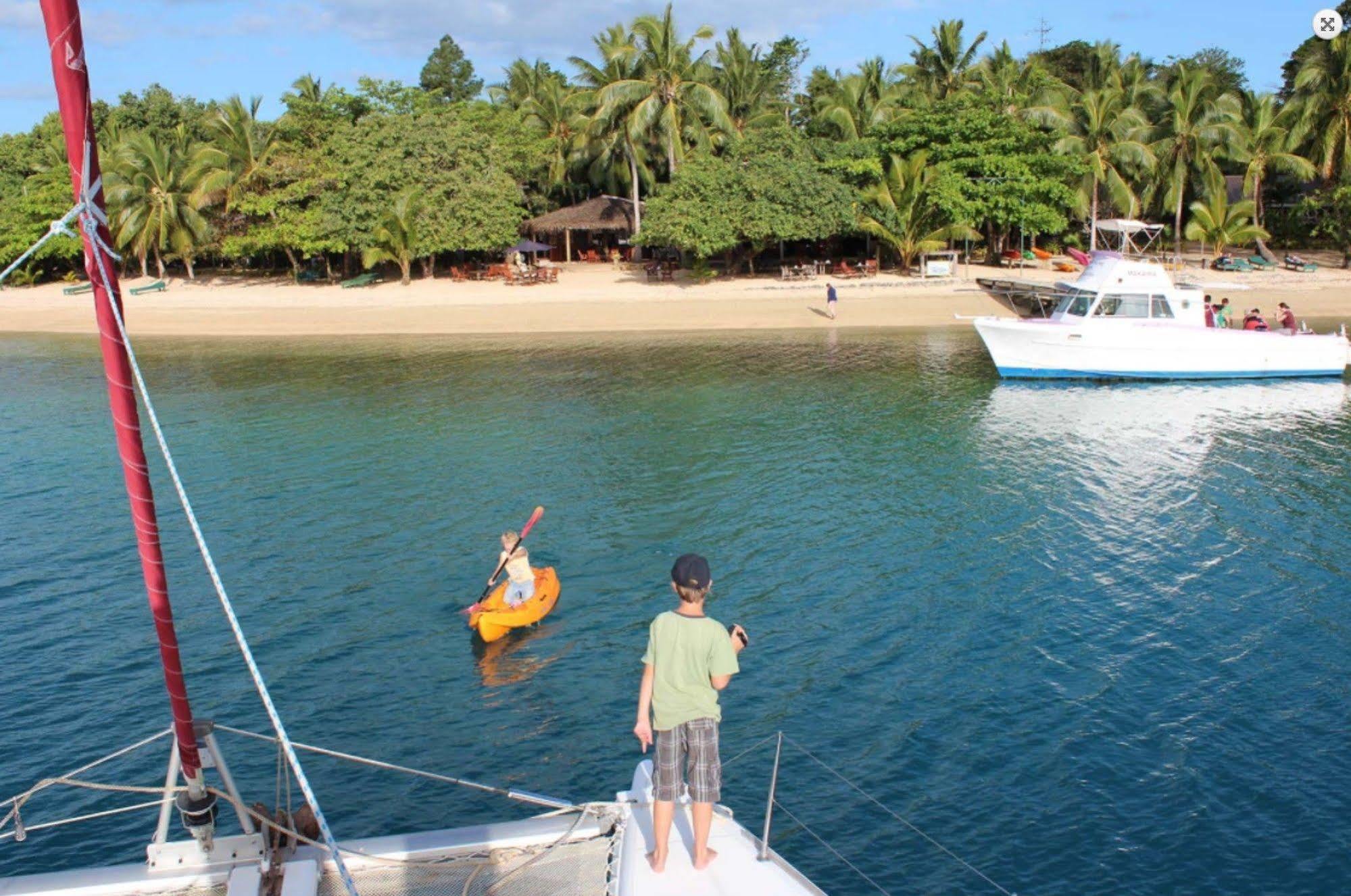 Tongan Beach Resort Utungake Esterno foto