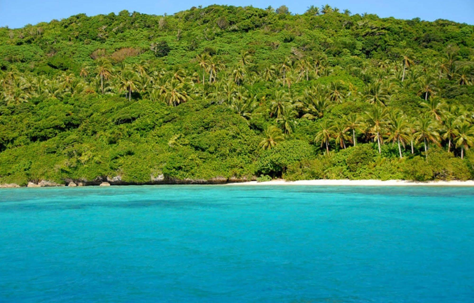 Tongan Beach Resort Utungake Esterno foto
